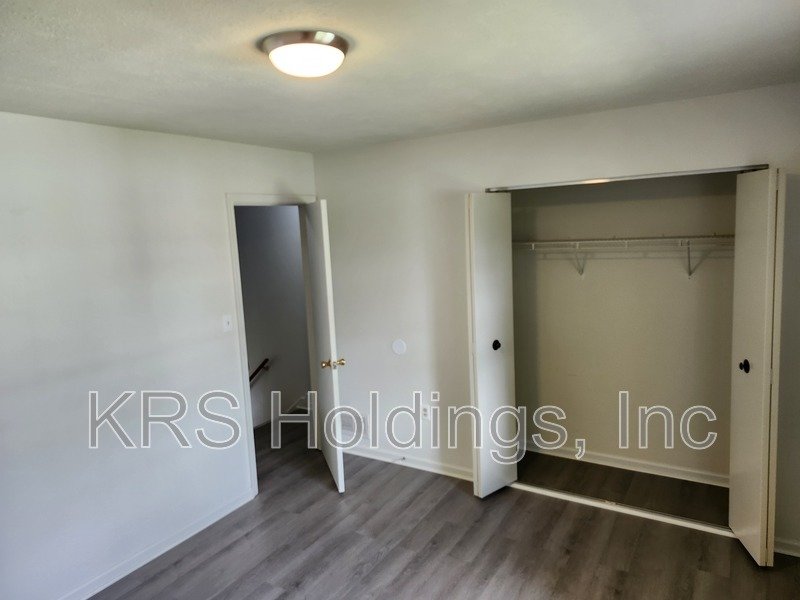 AVAILABLE NOW-Recently Remodeled 2 BR Townhouse in Staunton property image