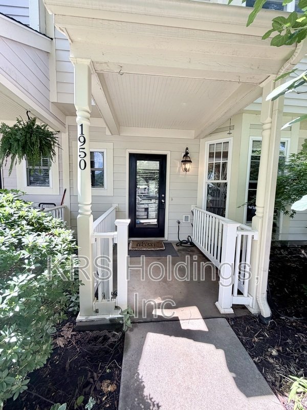 Open property image