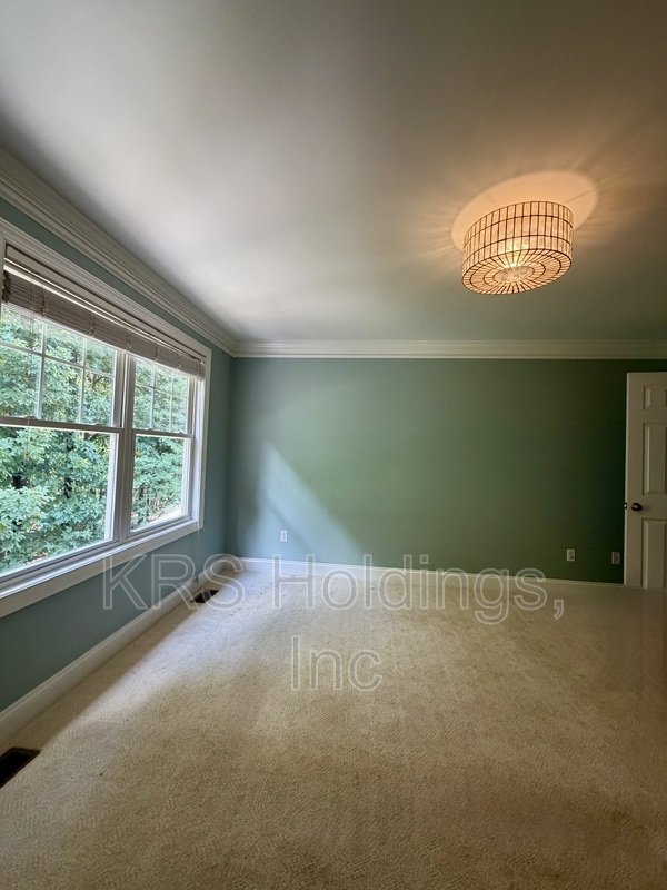 Open property image