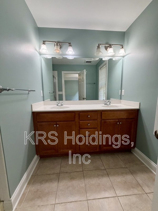 Open property image