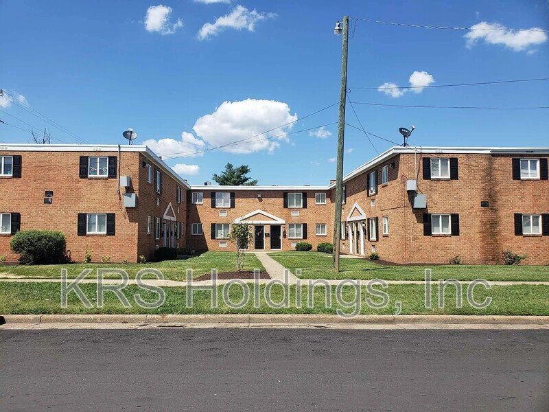 2110 Phaup ST, Unit B property image