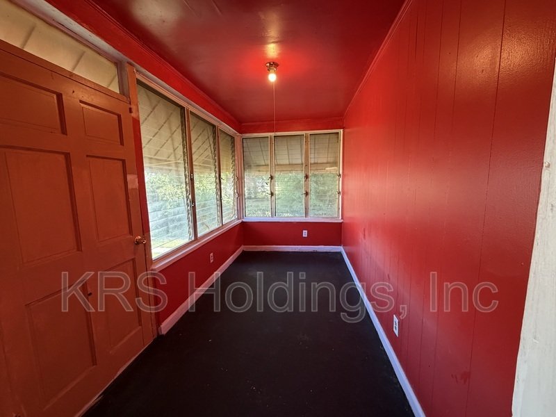 Bright property image
