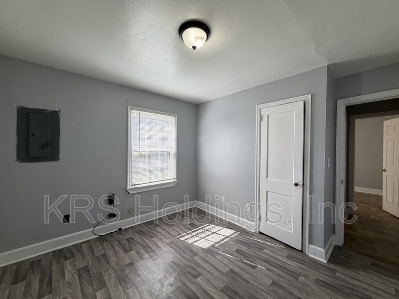 Bright property image