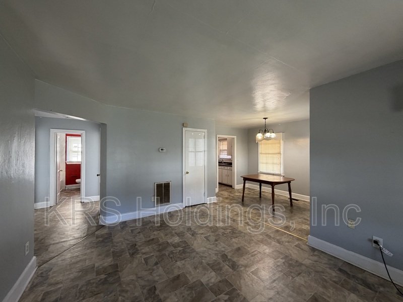 Bright property image