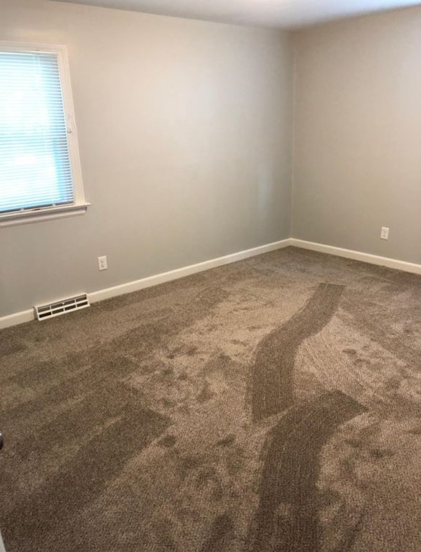 1608 Barberry Ln property image
