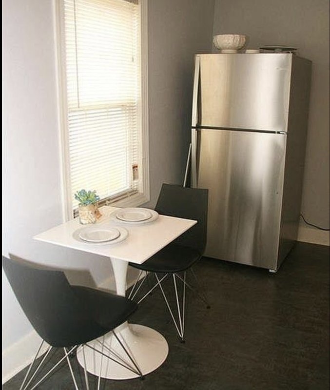 1719 Porter St property image