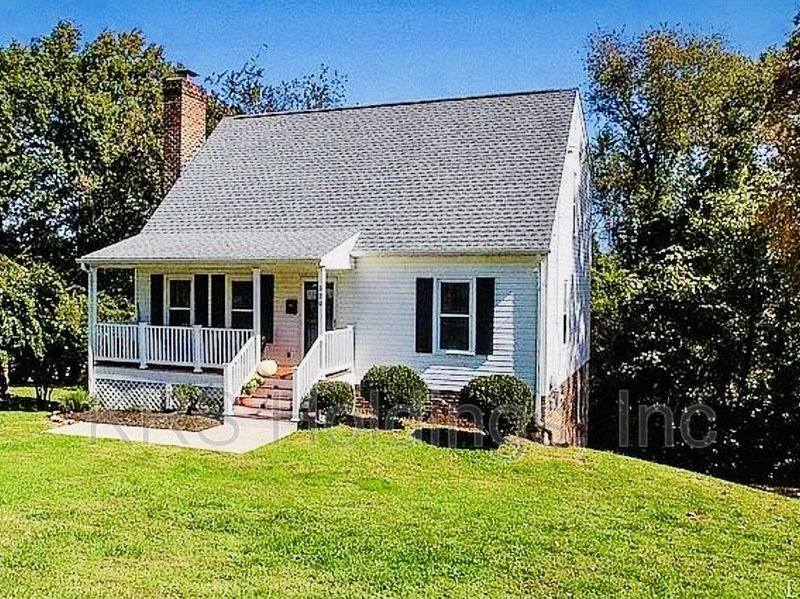 Charming property image