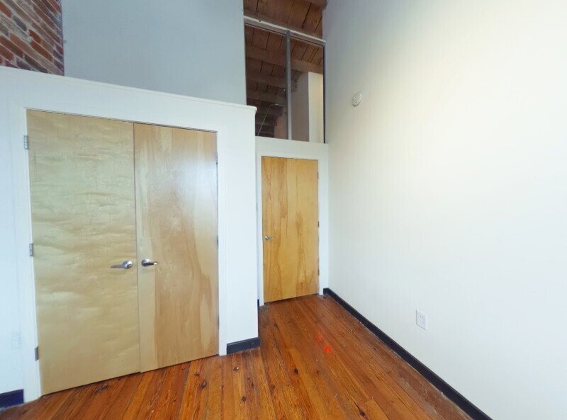 Bright property image