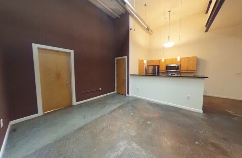 Bright property image